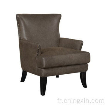 Chaise d&#39;accent armé brune en PU avec tête de clou